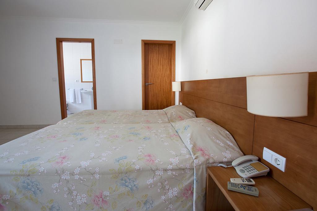 Hotel Solmar Calheta  Quarto foto