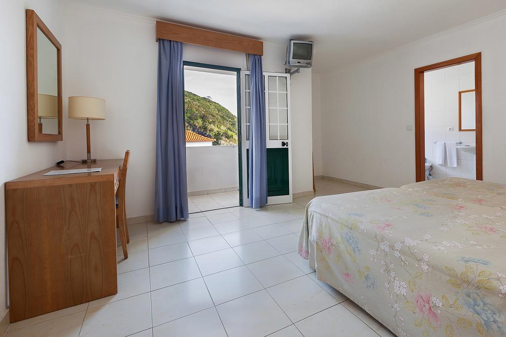 Hotel Solmar Calheta  Quarto foto